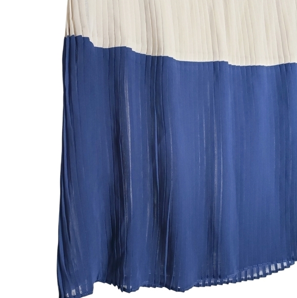 FOREVER 21 pleated colorblock mini skirt - Picture 2 of 5